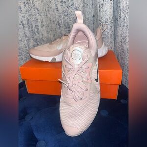 Nike Women's Renew In-Season TR 11 Training Sneakers Sz 7 NEW